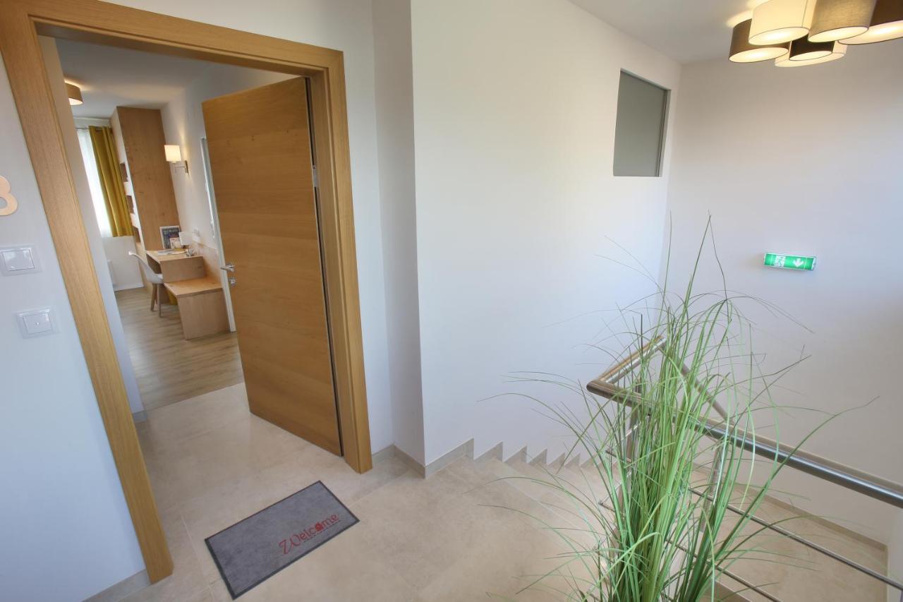Apartments Freitag - H1 Winden am See Extérieur photo